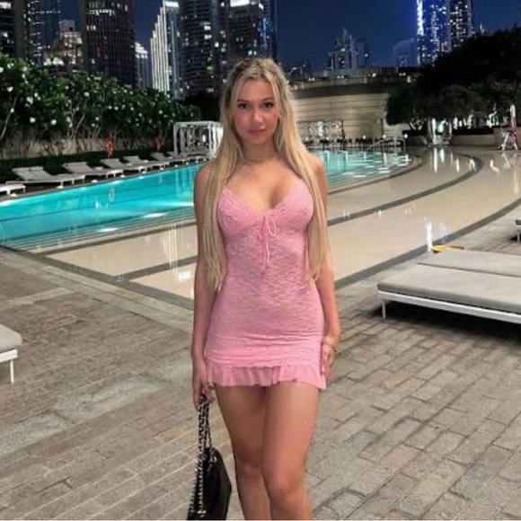 Brand new with tags WHITE FOX mini pink lace dress - Picture 3 of 9